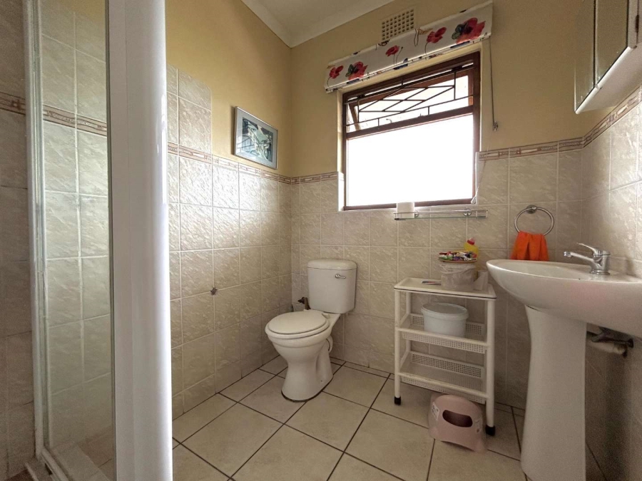 2 Bedroom Property for Sale in Fish Hoek Western Cape